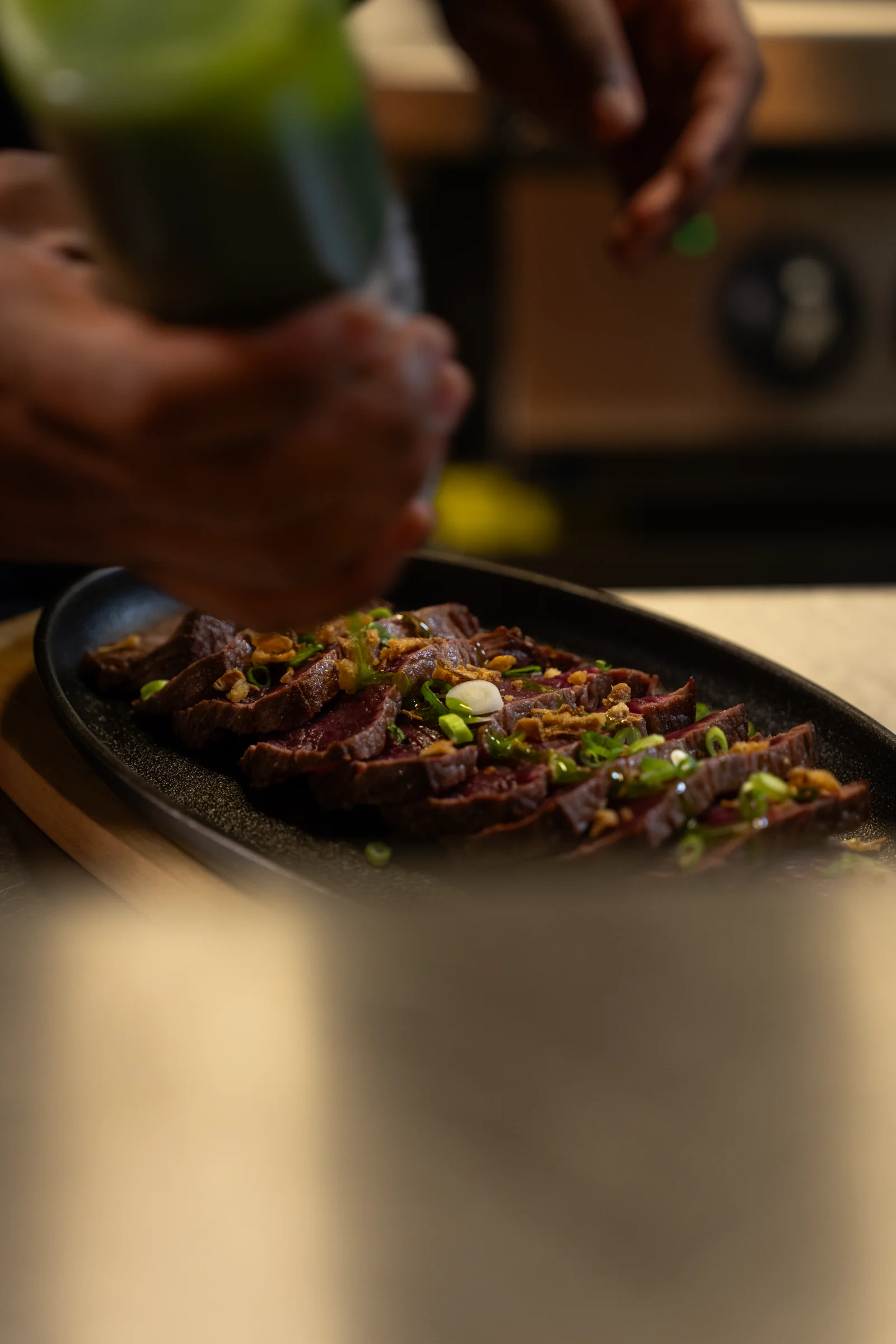 Bœuf Mamba, sauce chimichurri ou poivron vert